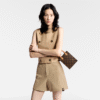 LOUIS VUITTON Petit Sac Plat M81295