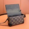 Louis Vuitton Steamer Wearable Wallet M83613