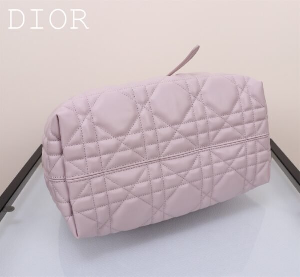Medium Dior Toujours Bag pink