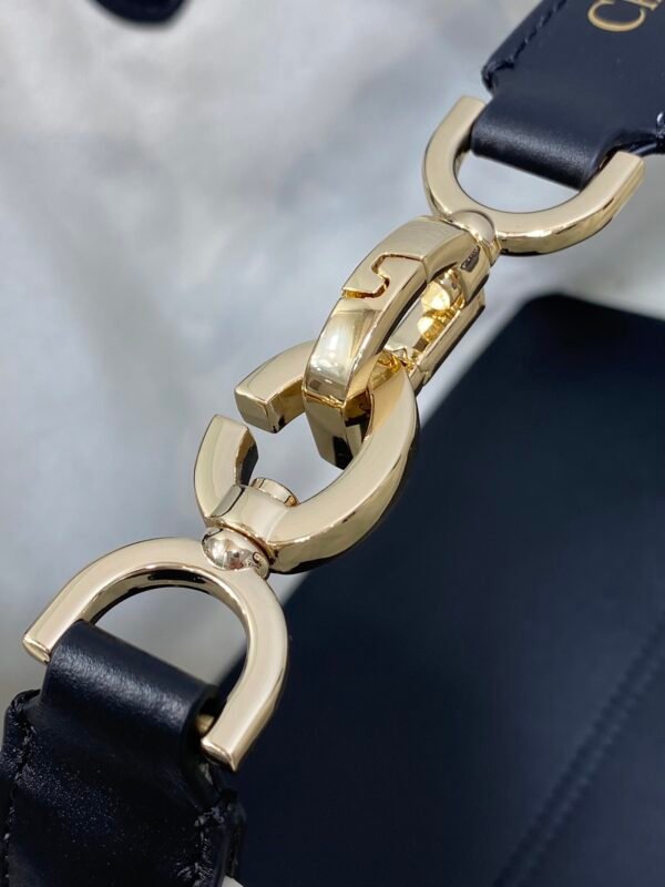 Medium Dior Toujours Bag white