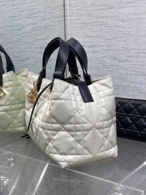 Medium Dior Toujours Bag white