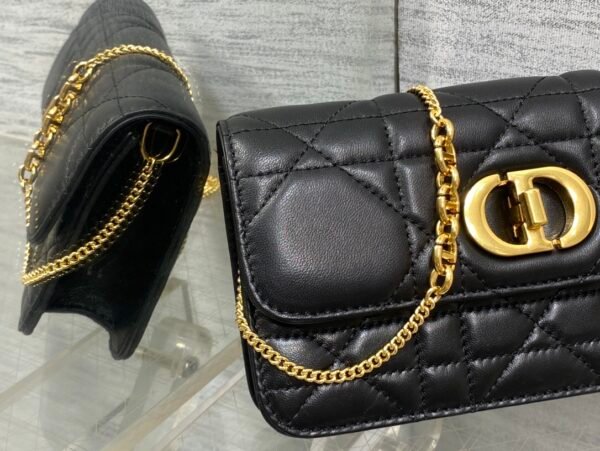 Miss Caro Pouch with Chain black