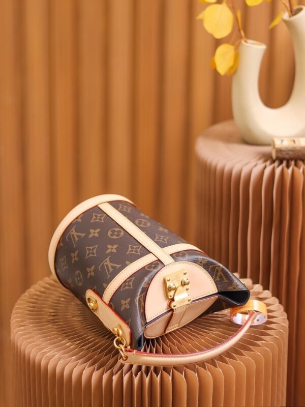Louis Vuitton Monogram Duffle Bag M43587
