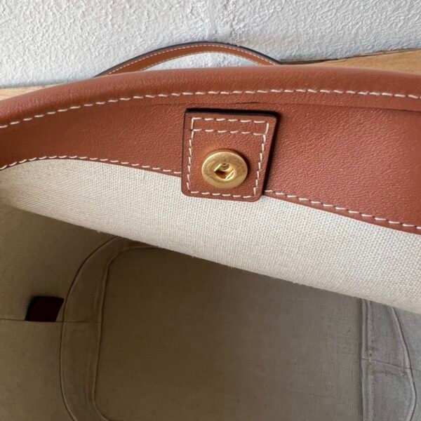 CELINE SMALL BUCKET CUIR TRIOMPHE IN Smooth Calfskin