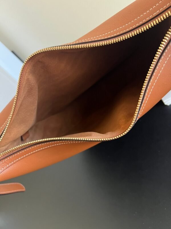 CELINE MEDIUM HELOÏSE BAG IN SUPPLE GRAINED CALFSKIN BLACK