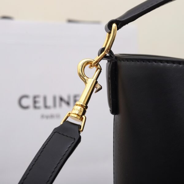 CELINE MEDIUM BUCKET LOUISE IN SMOOTH CALFSKIN