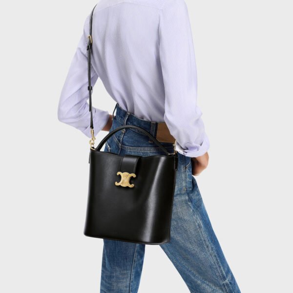 CELINE MEDIUM BUCKET LOUISE IN SMOOTH CALFSKIN