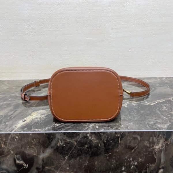 CELINE SMALL BUCKET LOUISE IN SMOOTH CALFSKIN