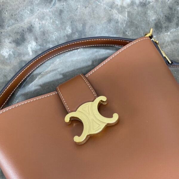 CELINE SMALL BUCKET LOUISE IN SMOOTH CALFSKIN