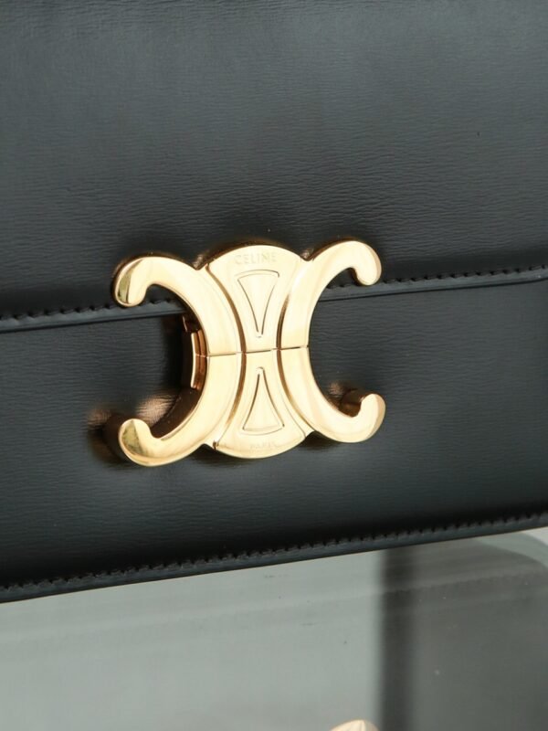 CELINE TEEN TRIOMPHE BAG IN SHINY CALFSKIN BLACK