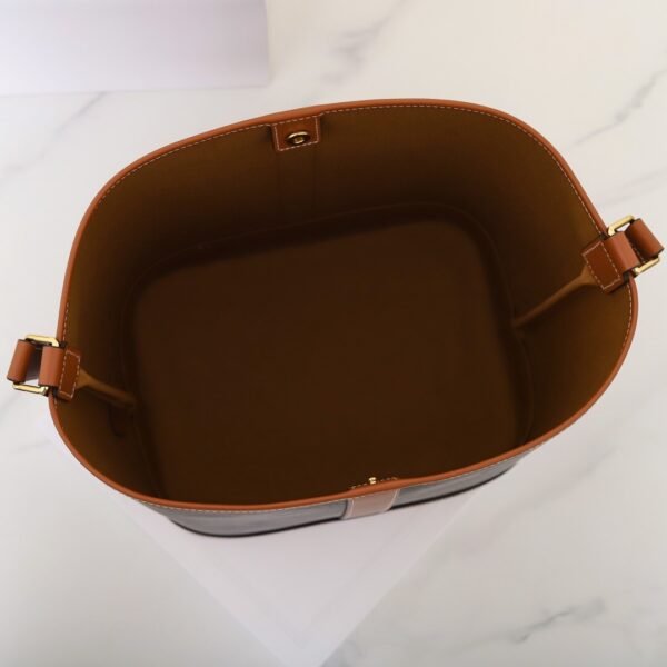 CELINE Medium Bucket IN Triomphe Canvas and calfskin