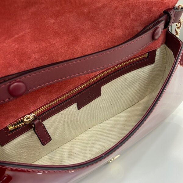 GUCCI BLONDIE series medium shoulder bag