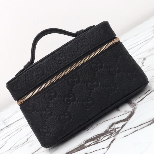 GG EMBLEM SMALL BAG