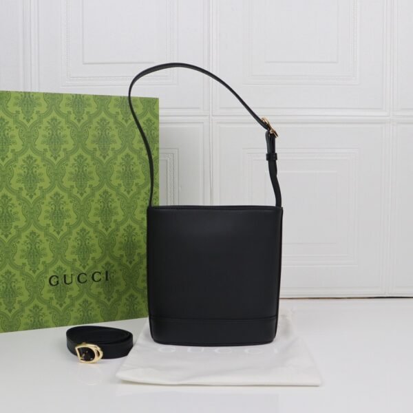 GUCCI 73 series small bucket bag