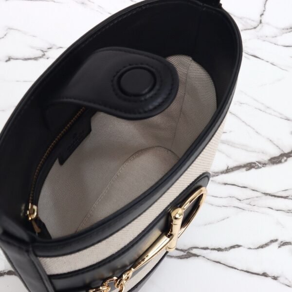GUCCI 73 series small bucket bag