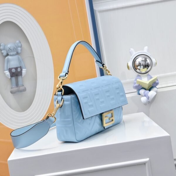 Fendi Baguette
