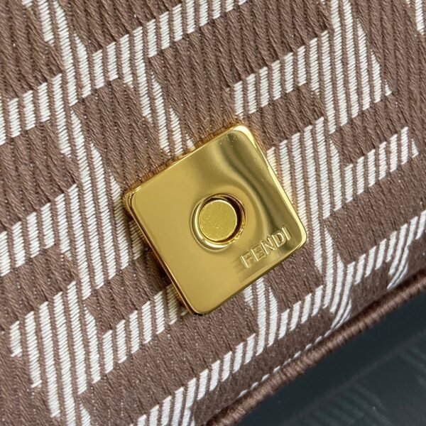 Fendi Baguette