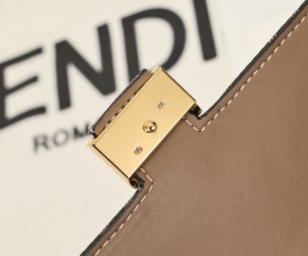 Wallet On Chain Baguette