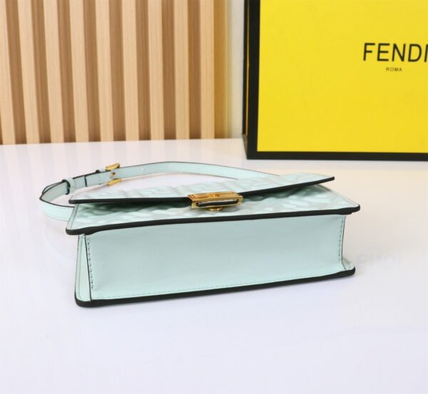 Wallet On Chain Baguette