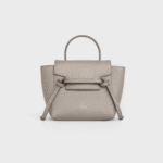 Apricot color