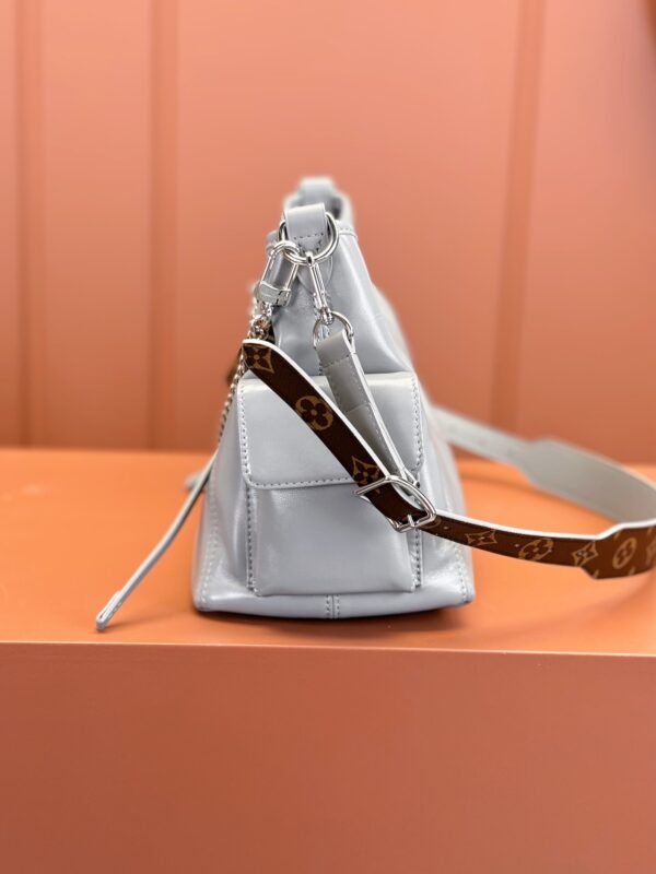 Louis Vuitton CarryAll Cargo Vibe PM M12579