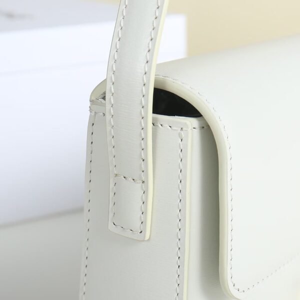 CELINE SHOULDER BAG CLAUDE IN SHINY CALFSKIN - WHITE