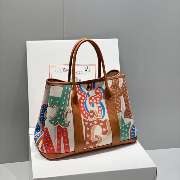 GARDEN PARTY 36 Tote