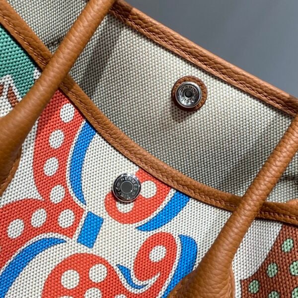 GARDEN PARTY 36 Tote
