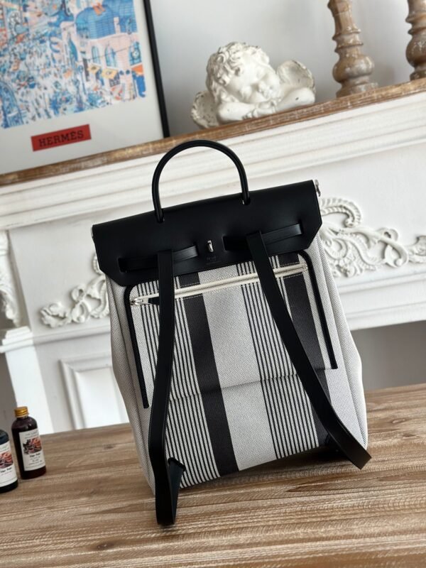 Hermes A Dos Zip