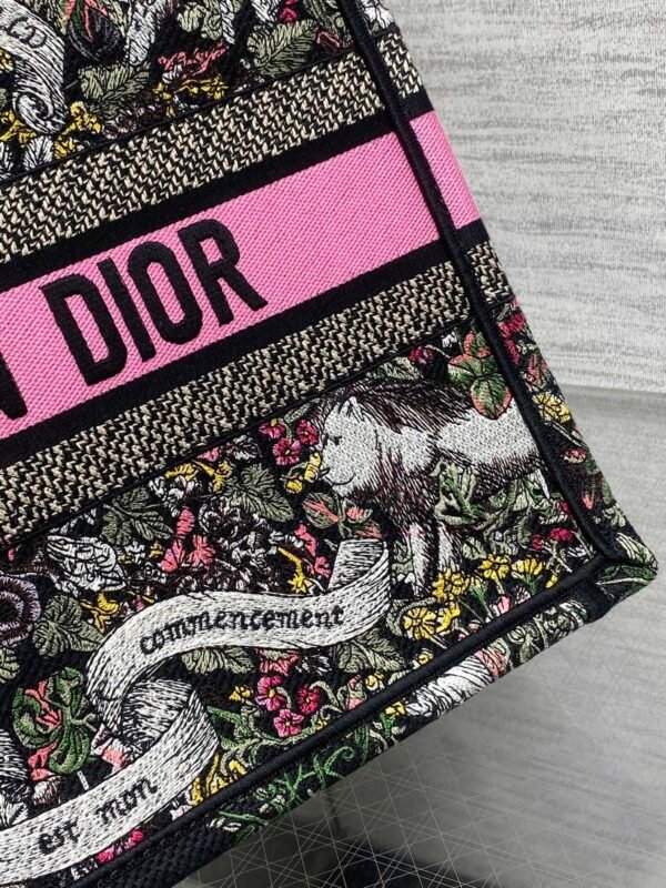 Medium Dior Book Tote