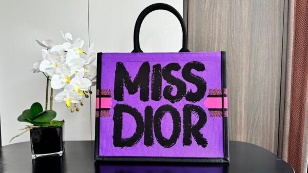 Large Dior Book Tote Fuchsia