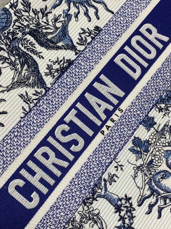 Medium Dior Book Tote