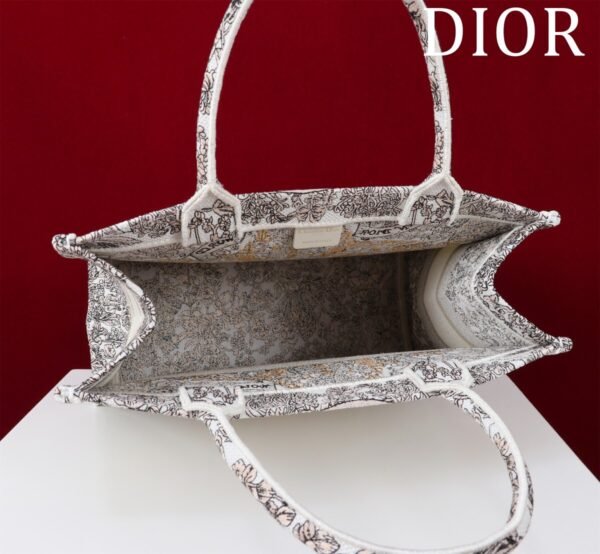 Medium Dior Book Tote