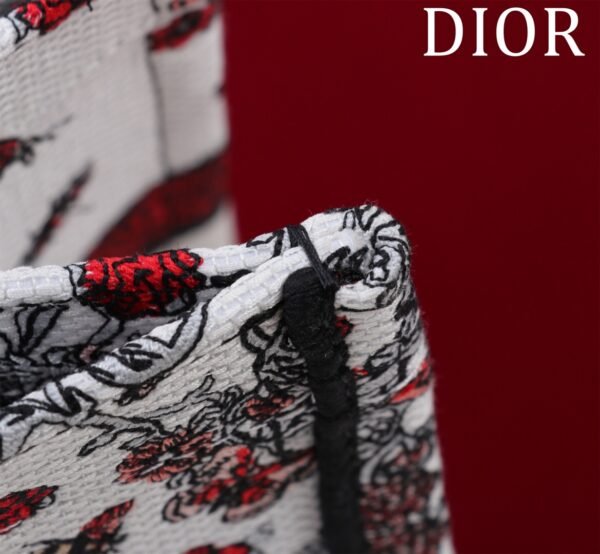 Medium Dior Book Tote