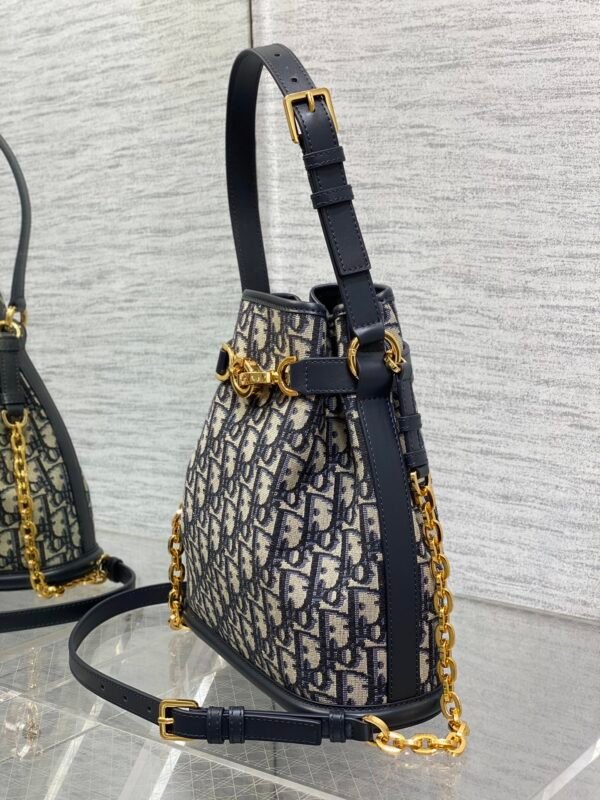 Medium C'est Dior Bag