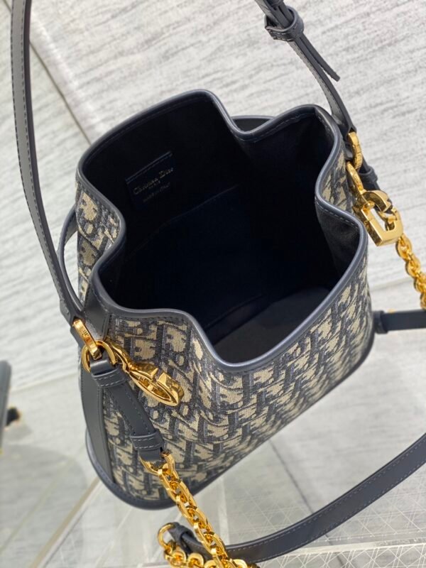 Medium C'est Dior Bag