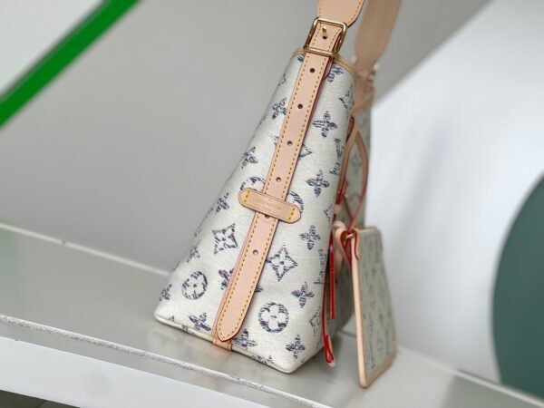 Louis Vuitton CarryAll PM Multicolor Beige M24707