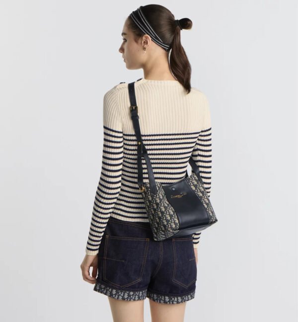 Small Signature Bucket Bag Blue Dior Oblique Jacquard