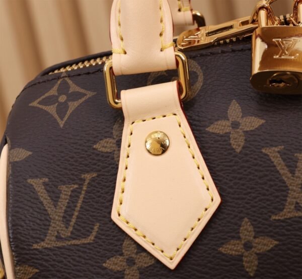LOUIS VUITTON Speedy Bandoulière 20 M46222