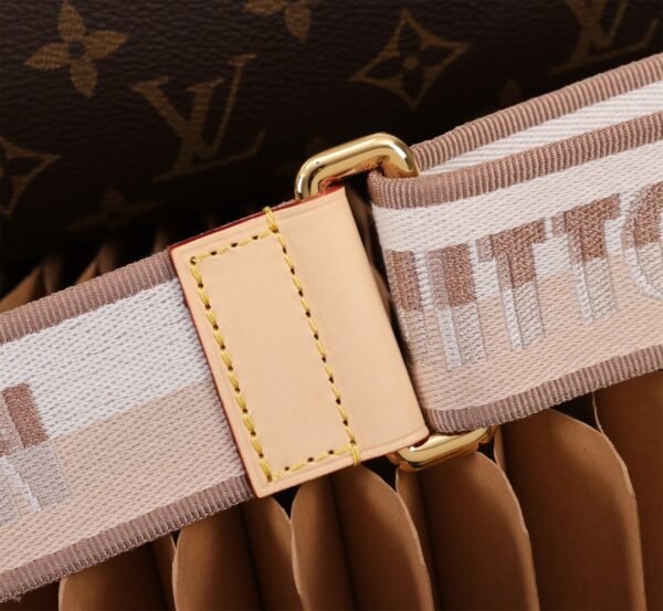 LOUIS VUITTON Speedy Bandoulière 20 M46222