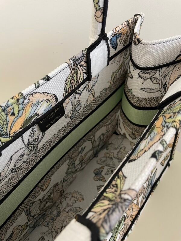 Medium Dior Book Tote