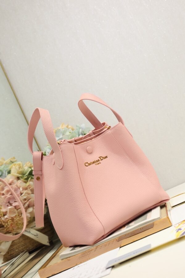 Dior Medium Signature Bucket Bag Pink Grained Calfskin