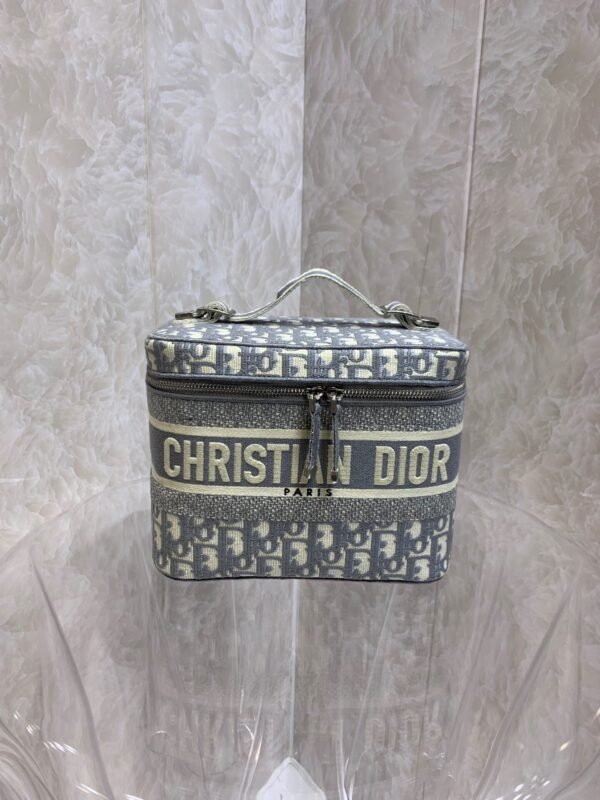 Dior Oblique cosmetic bag/toiletries bag