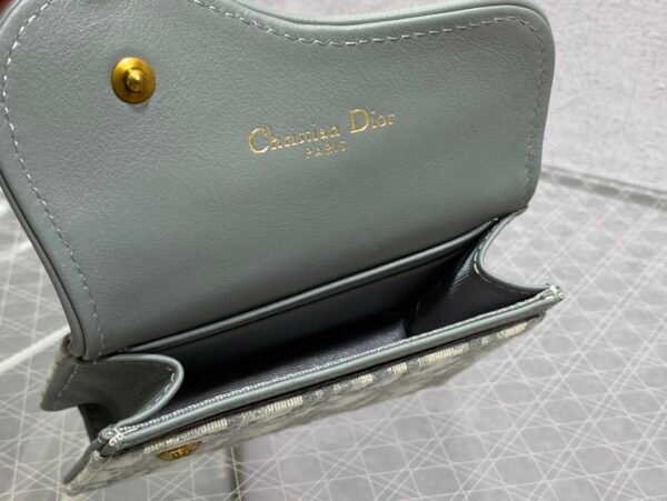 Saddle Bloom Card Holder