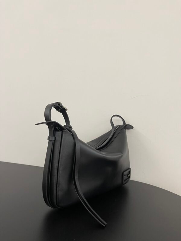 SIMPLY FENDI MEDIUM
