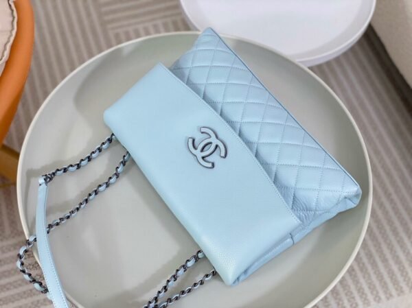 Chanel A07095 Beige Flap Chain Shoulder Bag and Crossbody Bag
