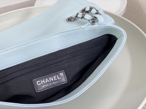 Chanel A07095 Beige Flap Chain Shoulder Bag and Crossbody Bag
