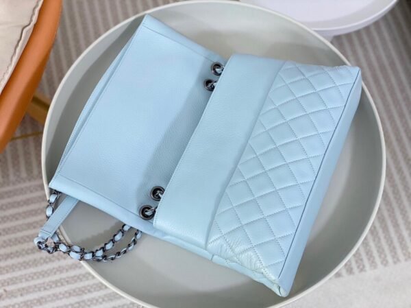 Chanel A07095 Beige Flap Chain Shoulder Bag and Crossbody Bag