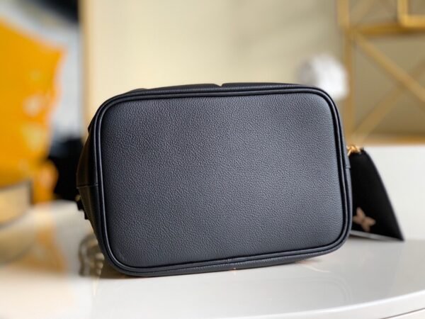 LOUIS VUITTON NéoNoé MM m45497