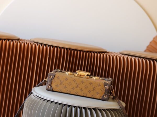 LOUIS VUITTON Petite Malle m45960